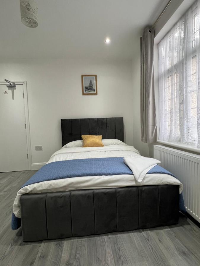 Starlet Property Wanstead Kültér fotó