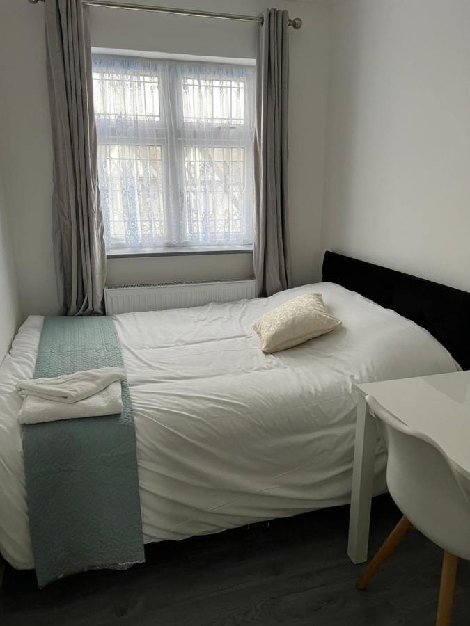 Starlet Property Wanstead Kültér fotó